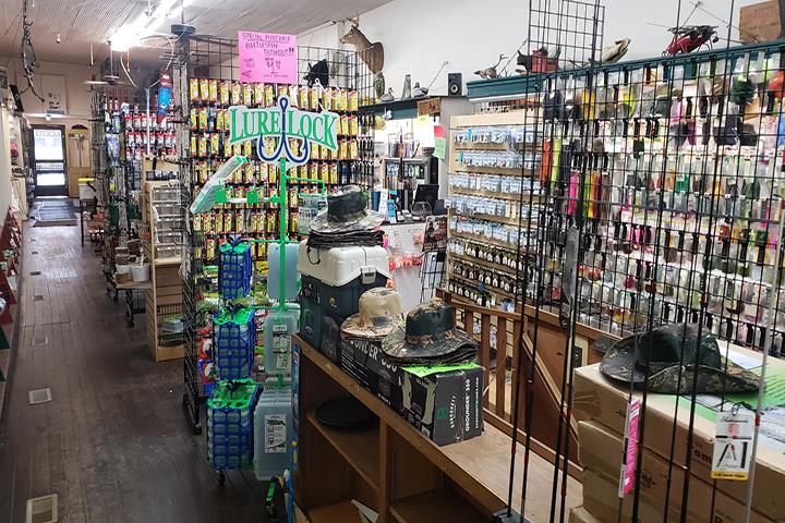 rusty hooks bait & tackle